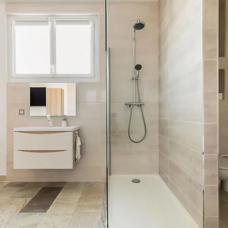 Zwischen Und Land By Interhome