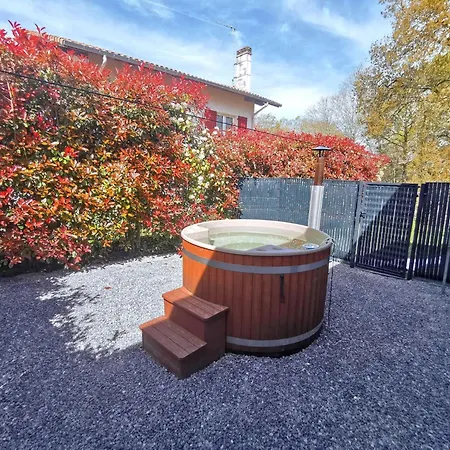 Zwischen Und Land By Interhome